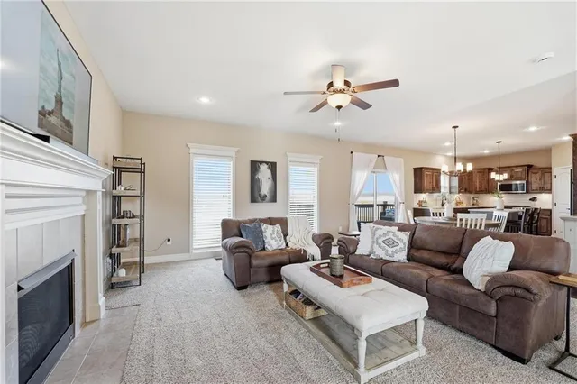 $500,000 | 3528 Northeast 91st Terrace, Kansas City, MO 64156