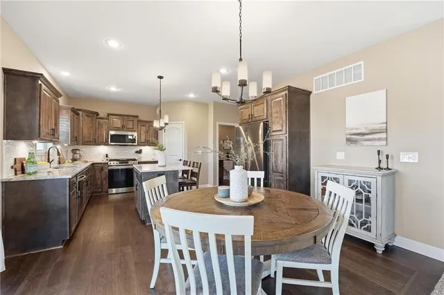 $500,000 | 3528 Northeast 91st Terrace, Kansas City, MO 64156