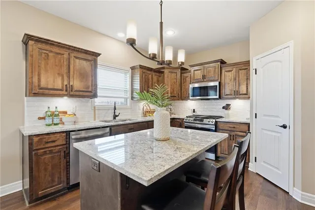 $500,000 | 3528 Northeast 91st Terrace, Kansas City, MO 64156