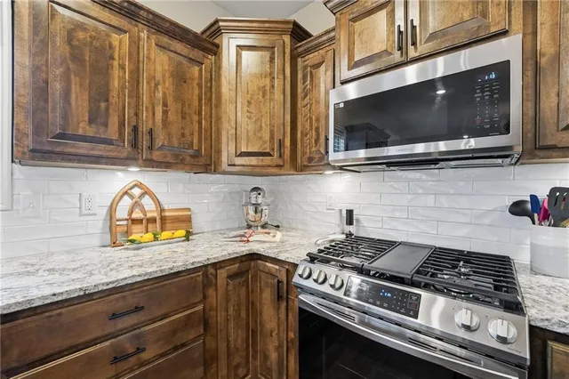 $500,000 | 3528 Northeast 91st Terrace, Kansas City, MO 64156