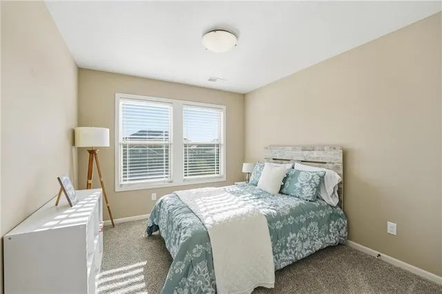 $500,000 | 3528 Northeast 91st Terrace, Kansas City, MO 64156