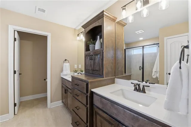 $500,000 | 3528 Northeast 91st Terrace, Kansas City, MO 64156