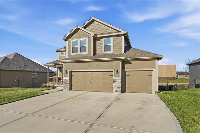 $500,000 | 3528 Northeast 91st Terrace, Kansas City, MO 64156