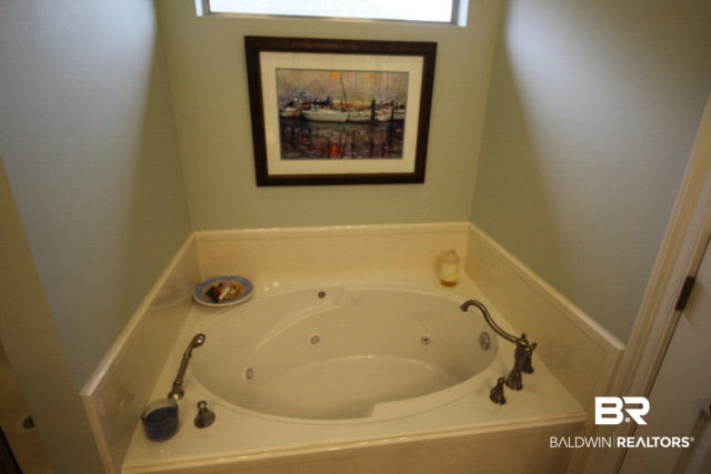 9523 Sanibel Loop Daphne, AL 36526 - Photo 11 of 21 Master Bathroom