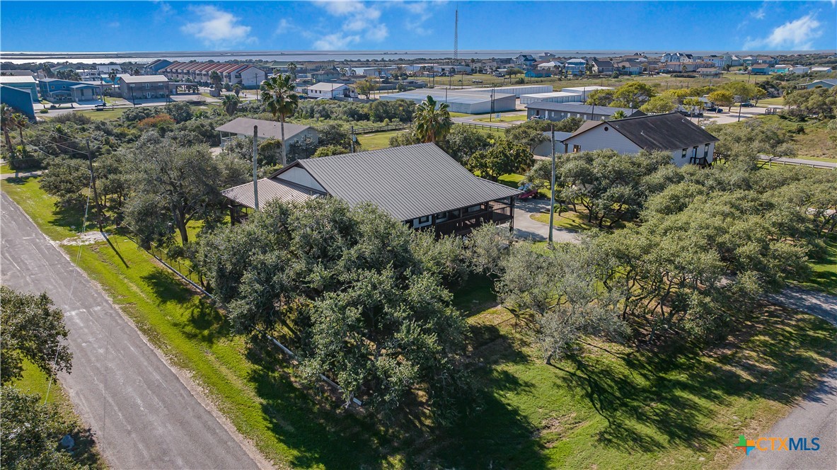 1401 Main Street Port O'Connor, TX 77982 - Photo 6 of 37