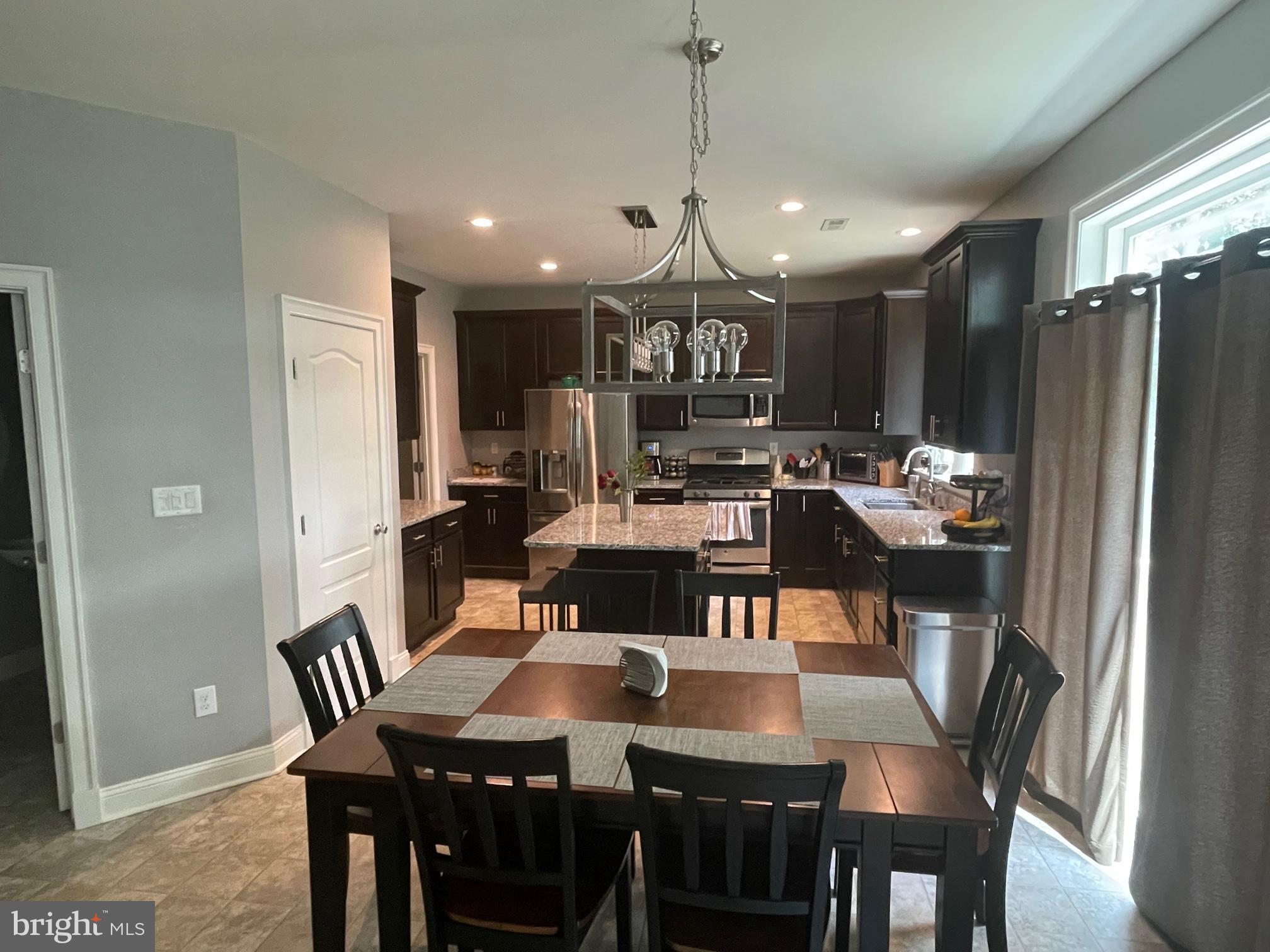 331 Watchgate Way Townsend, DE 19734 - Photo 4 of 15 Dine-In Kitchen