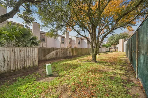$199,000 | 880 Tully Street, Unit 13, Houston, TX 77079