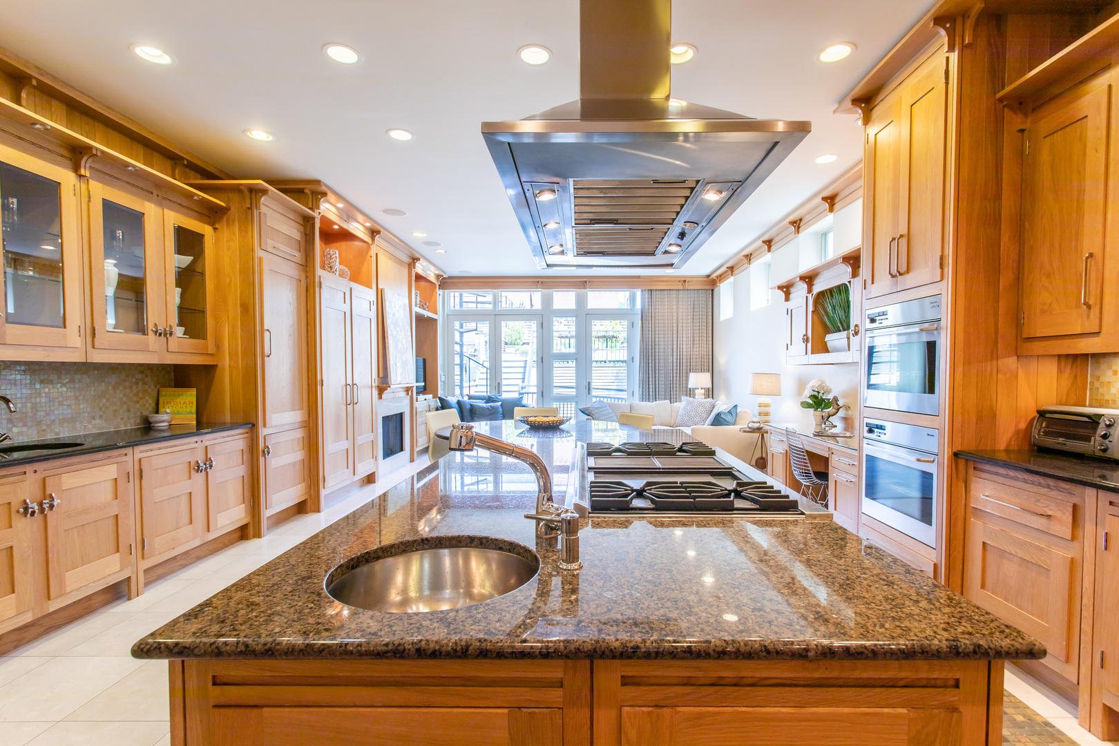 2139 North Racine Avenue Chicago, IL 60614 - Photo 13 of 58