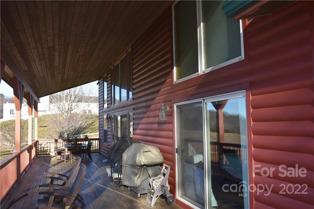 451 Cabbage Patch Road Burnsville, NC 28714 - Photo 7 of 38 Gallery Image 7