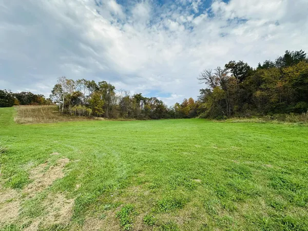 $374,900 | 80 Elroy Wi 53929, Elroy, WI 53929