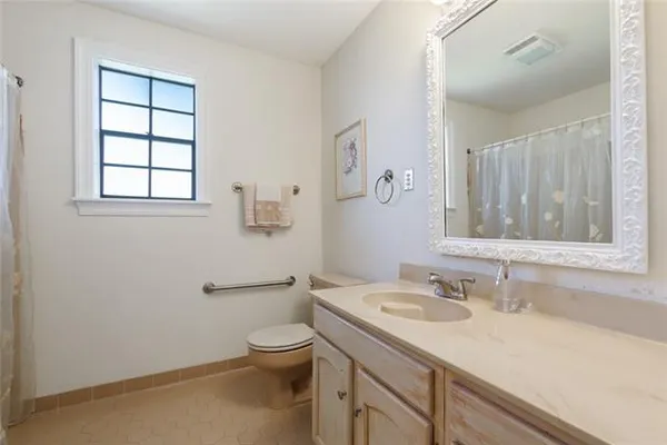 $389,500 | 5433 Shamrops Drive, Kenner, LA 70065