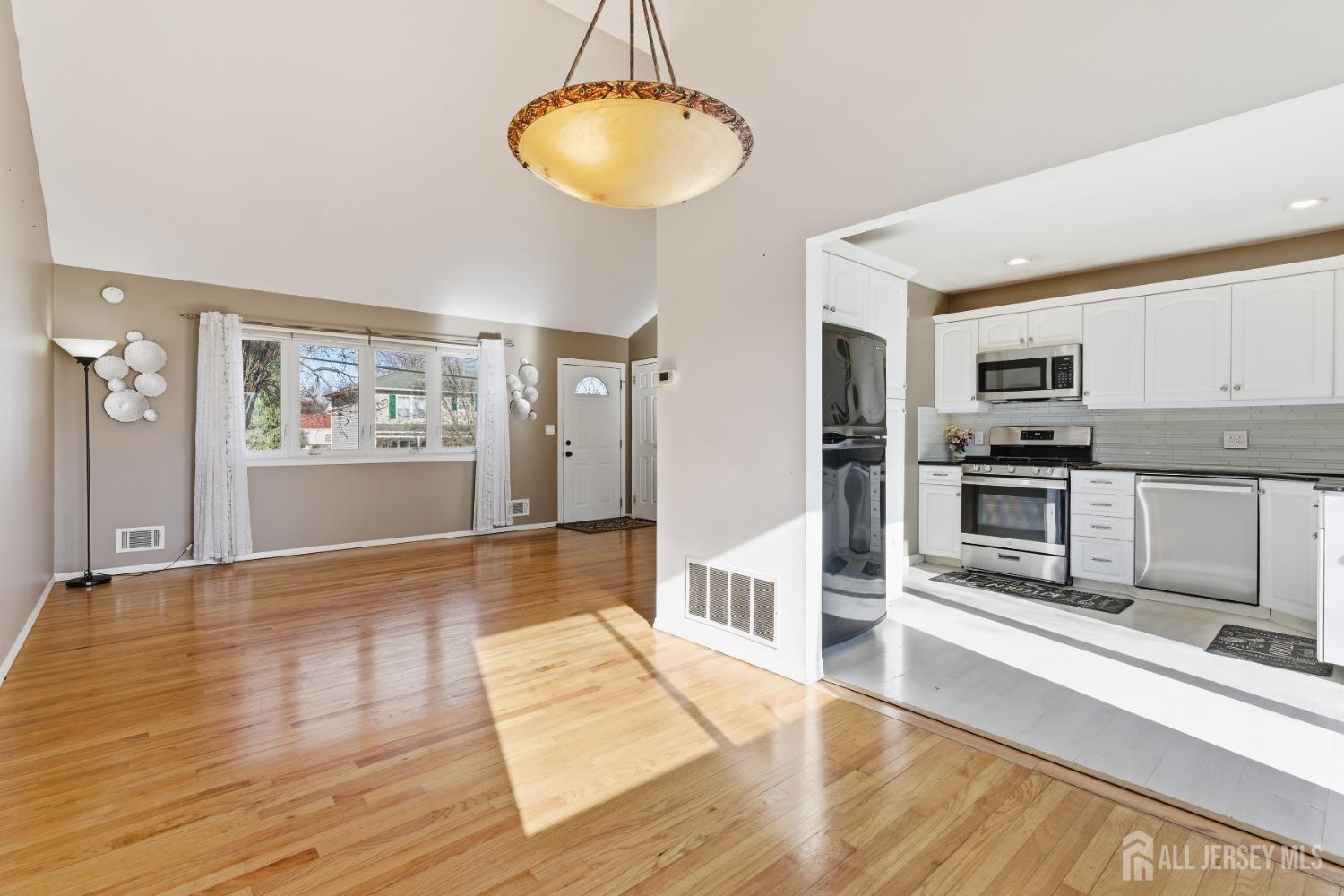 74 Harrison Avenue Colonia, NJ 07067 - Photo 14 of 37