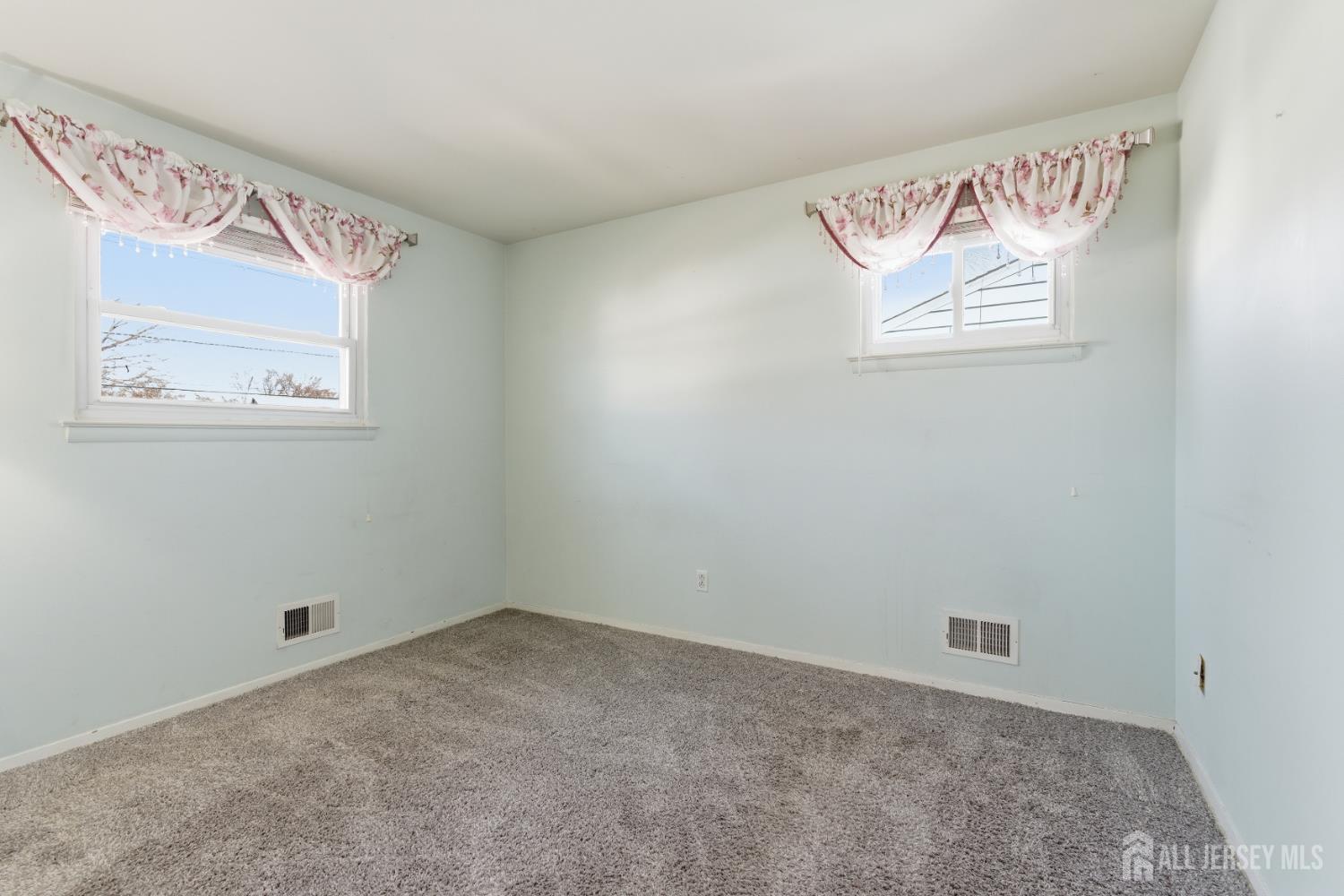 74 Harrison Avenue Colonia, NJ 07067 - Photo 22 of 37