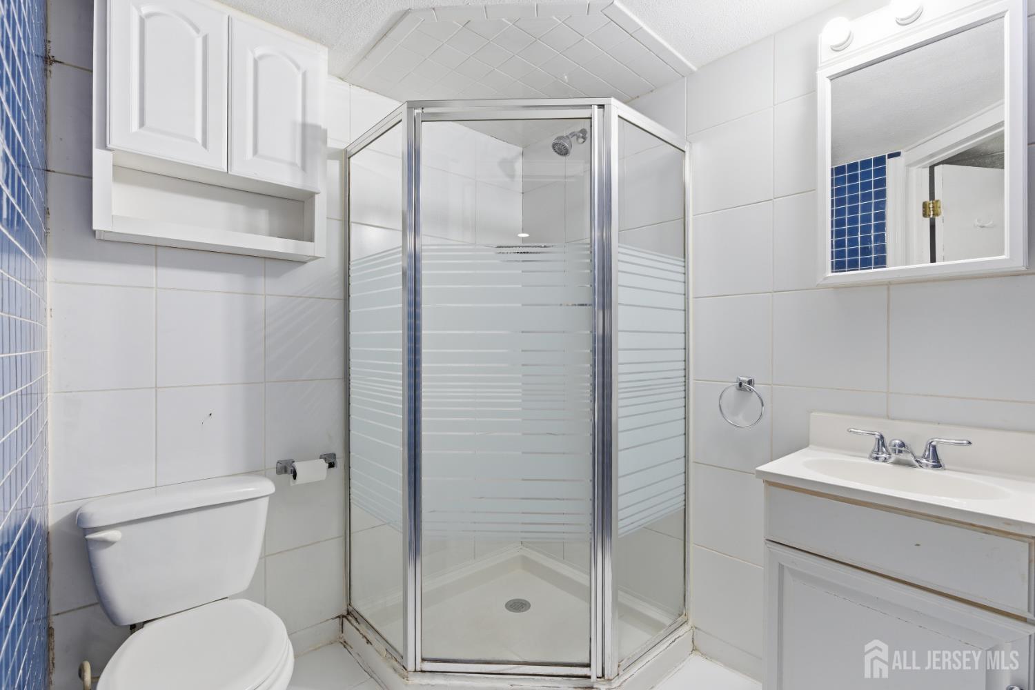 74 Harrison Avenue Colonia, NJ 07067 - Photo 28 of 37