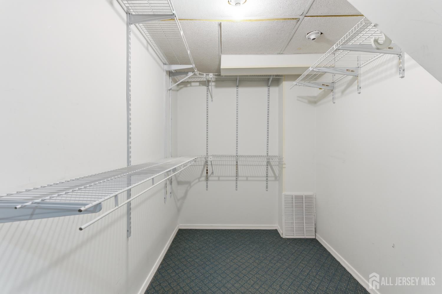 74 Harrison Avenue Colonia, NJ 07067 - Photo 29 of 37