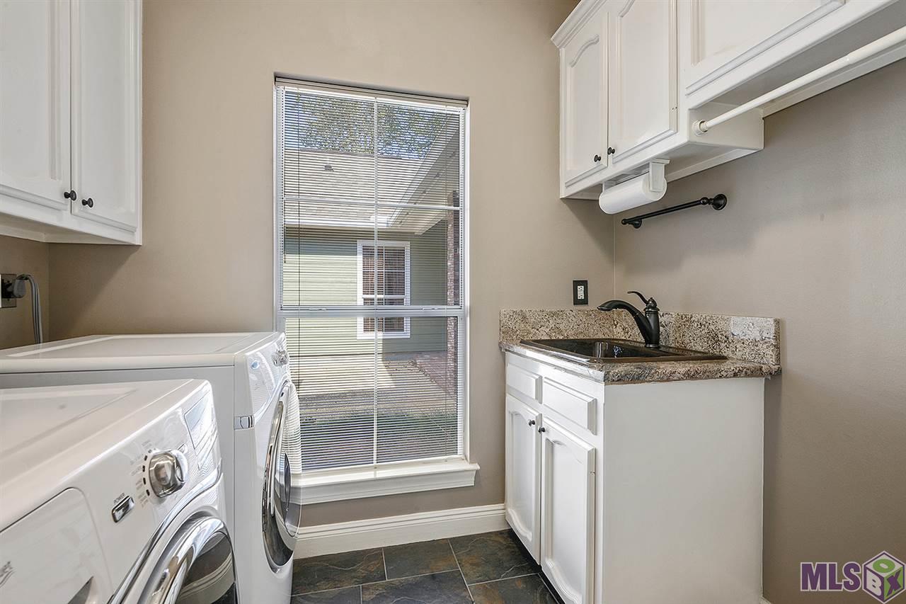 11424 Oak Point Avenue Baton Rouge, LA 70810 - Photo 6 of 18 Gallery Image 6