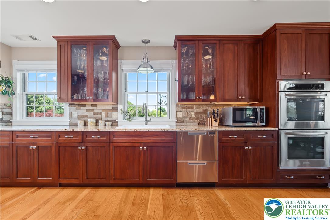 5136 Old Carriage Road Northampton, PA 18067 - Photo 19 of 56