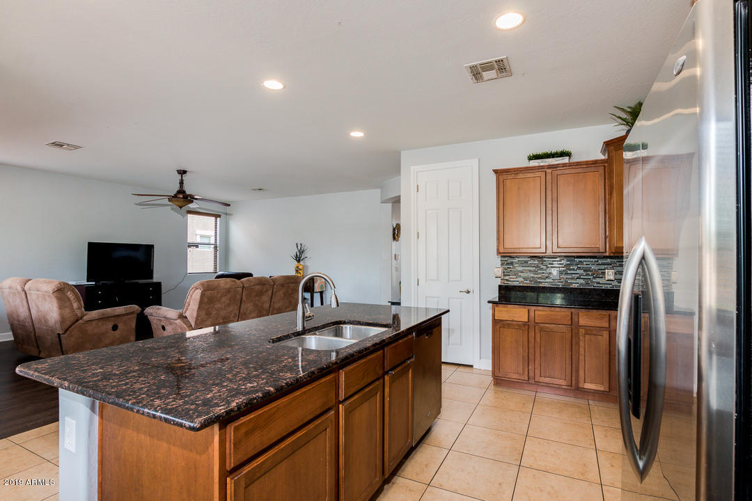 15806 West Berkeley Road Goodyear, AZ 85395 - Photo 14 of 35 14-Berkeley
