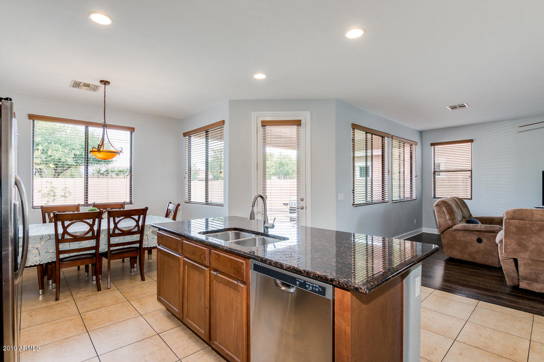 15806 West Berkeley Road Goodyear, AZ 85395 - Photo 15 of 35 15-Berkeley