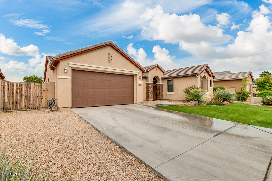 15806 West Berkeley Road Goodyear, AZ 85395 - Photo 2 of 35 02-Berkeley