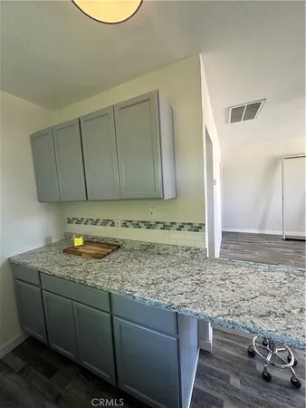 $2,250 | 18060 Grand Avenue, Lake Elsinore, CA 92530