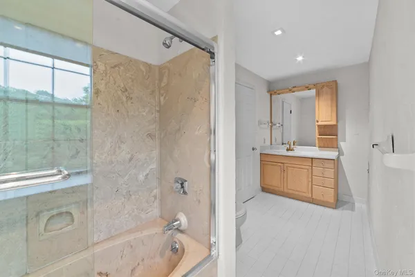 $595,000 | 341 Furnace Dock Road, Unit 5, Cortlandt Manor, NY 10567