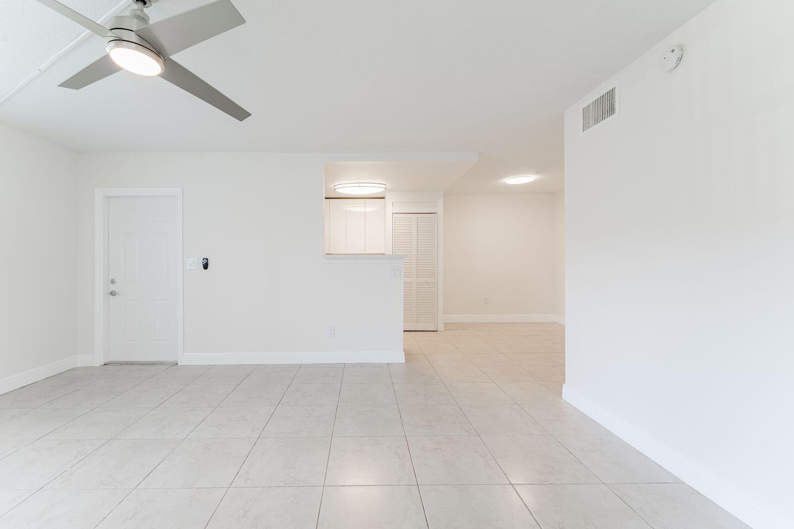201 Southwest 7th Street, Unit 10 Boca Raton, FL 33432 - Photo 4 of 5 601 MP3