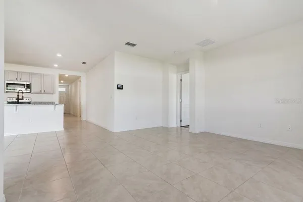 $415,000 | 5235 Mahogany Drive, Mount Dora, FL 32757