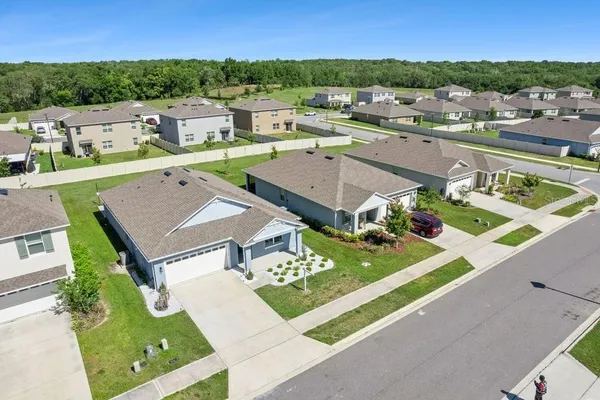 $415,000 | 5235 Mahogany Drive, Mount Dora, FL 32757