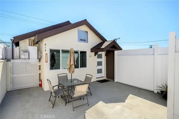 $2,700 | 614 North 4th Street, Montebello, CA 90640