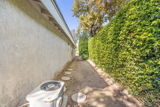 $1,090,000 | 18951 Jane Circle, North Tustin, CA 92705