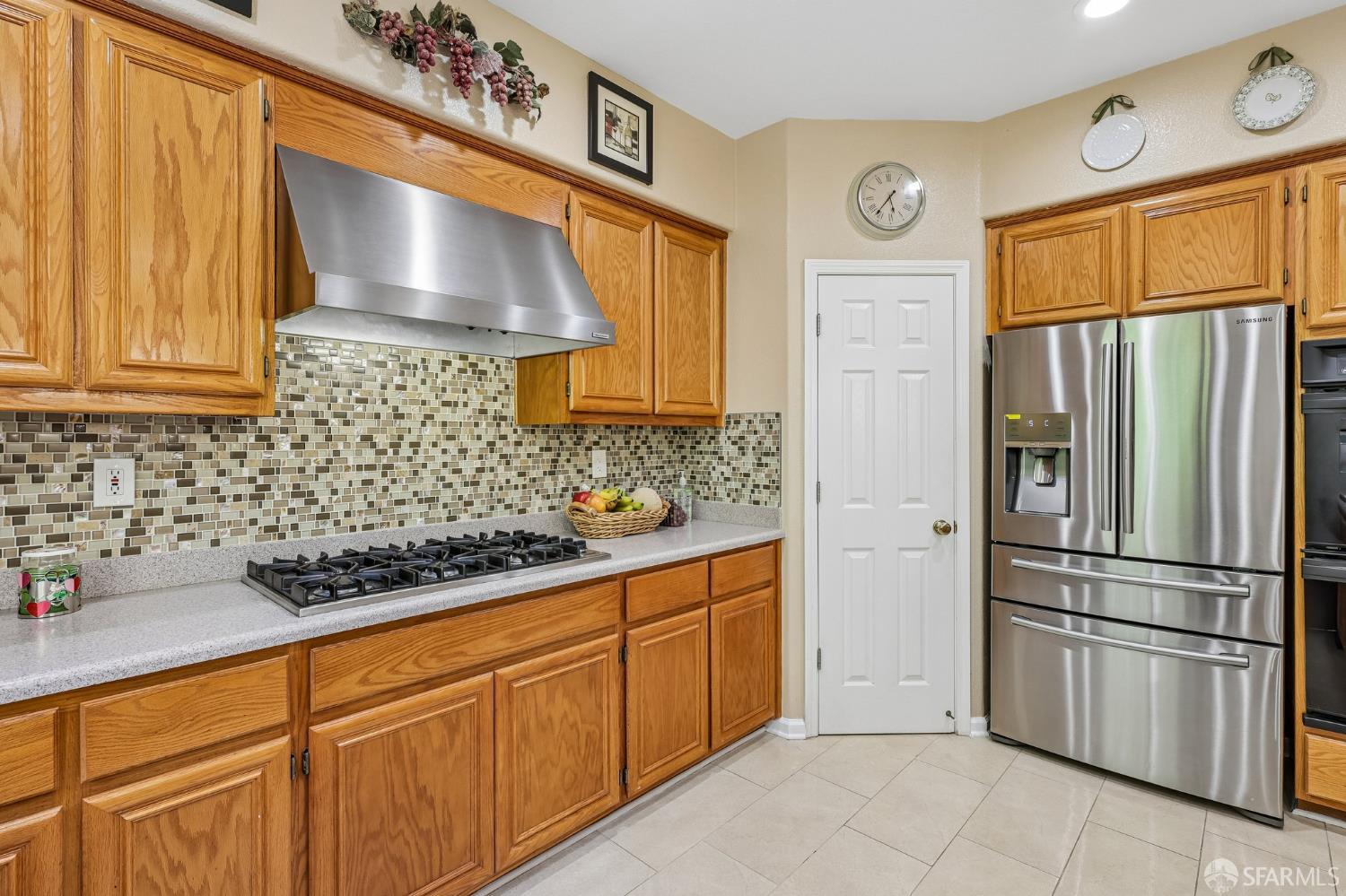 356 View Point Court Pacifica, CA 94044 - Photo 17 of 41