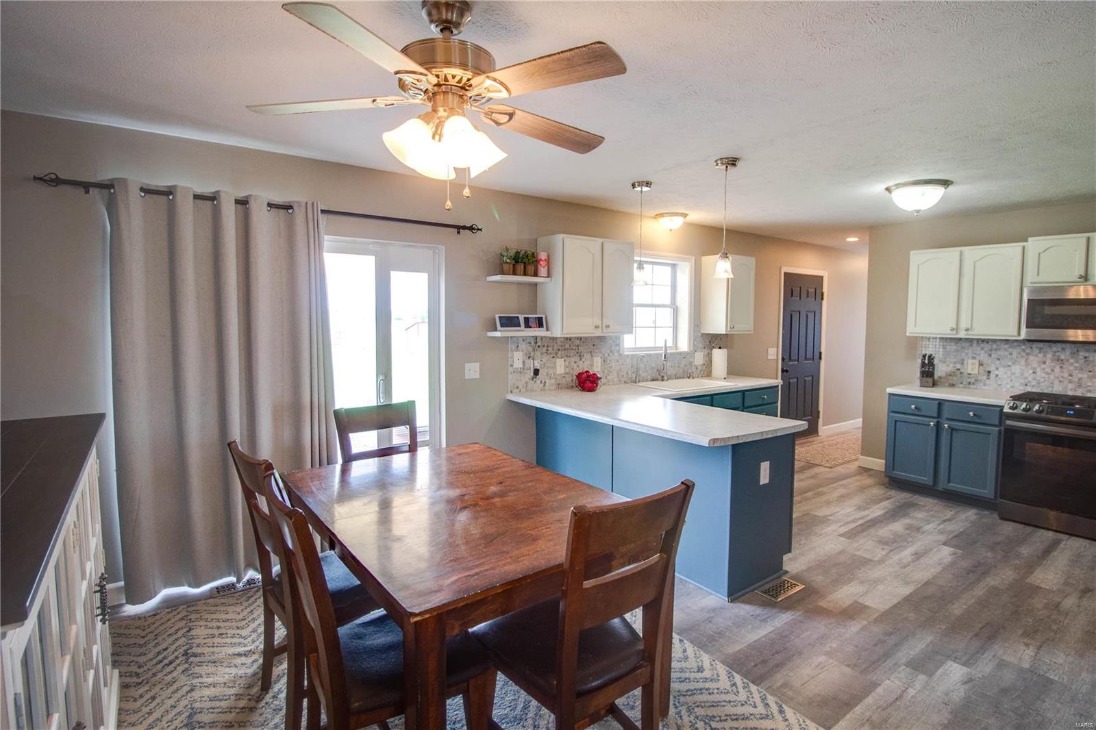 11321 Reding Road Alhambra, IL 62001 - Photo 19 of 60