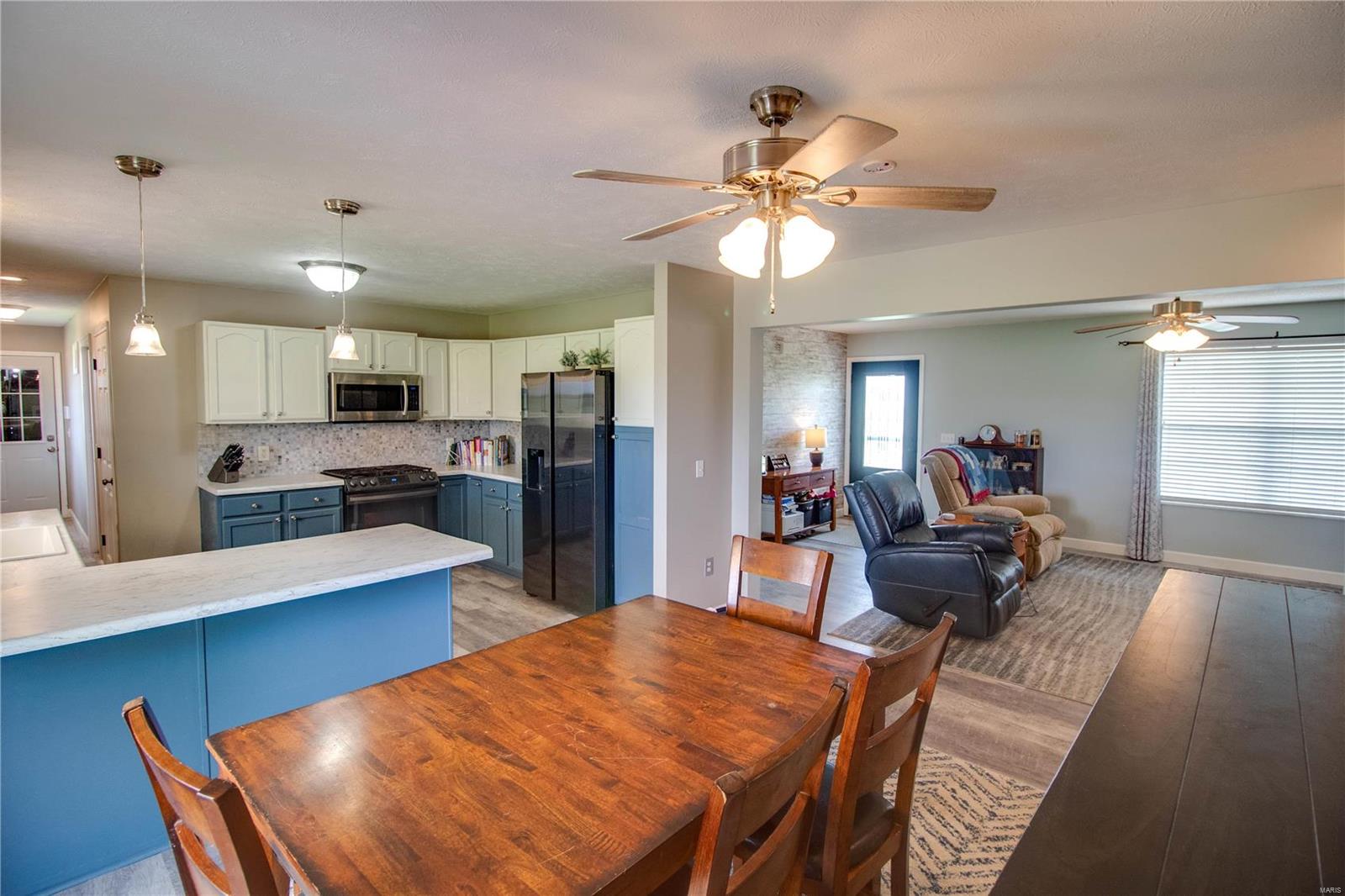 11321 Reding Road Alhambra, IL 62001 - Photo 21 of 60