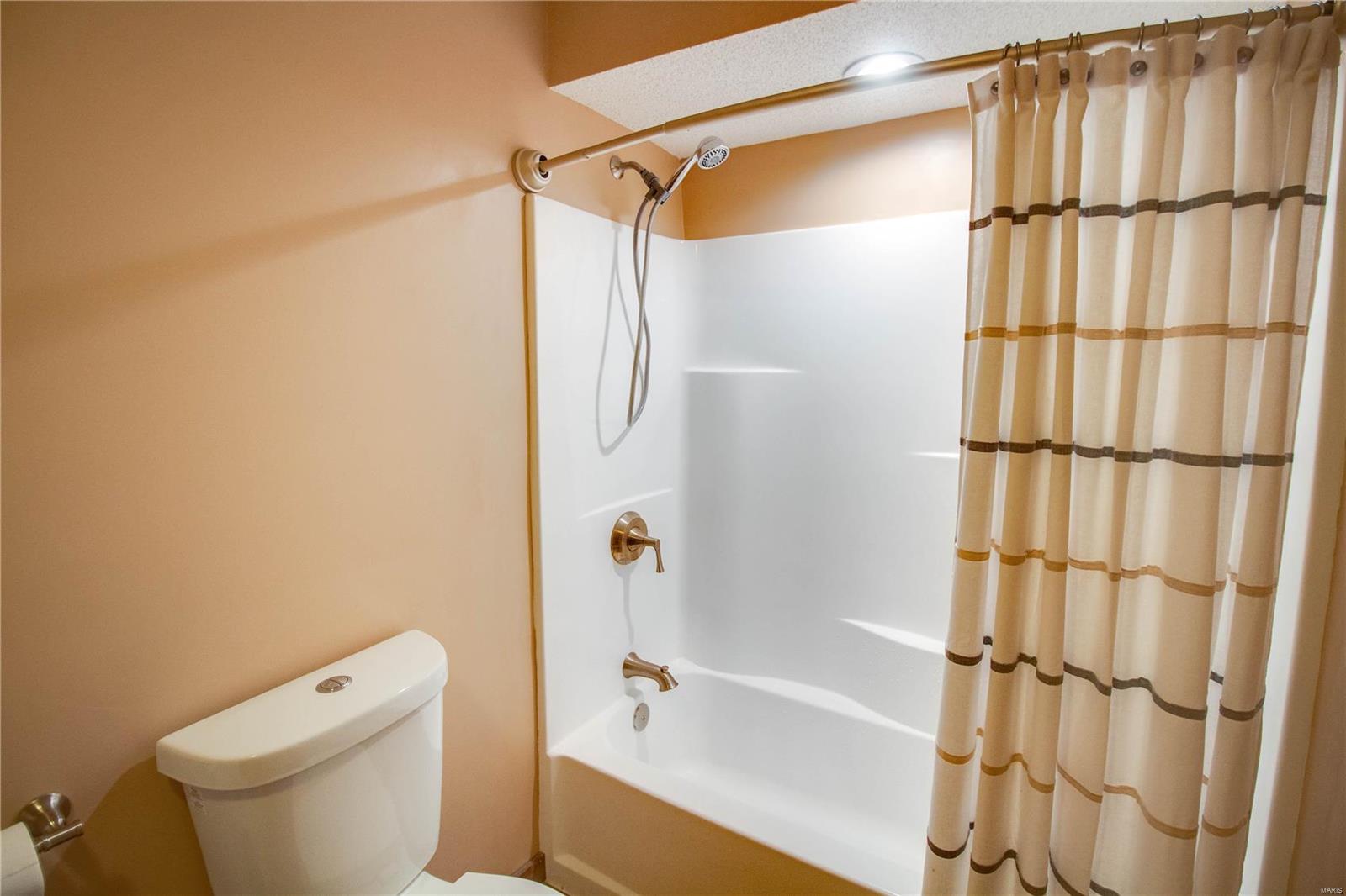 11321 Reding Road Alhambra, IL 62001 - Photo 46 of 60