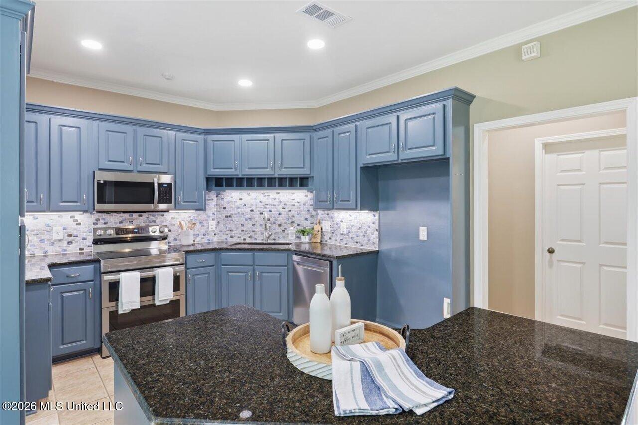 217 Pecan Circle Brandon, MS 39042 - Photo 2 of 22 14-217 Pecan Cir _ Hometoursms.com