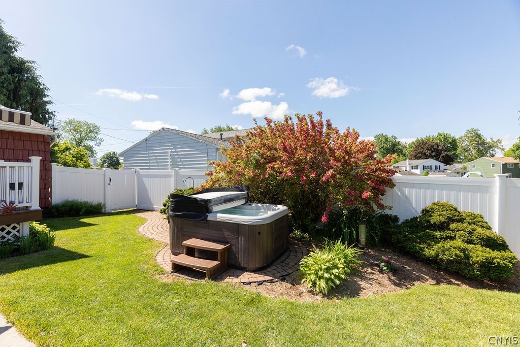 7454 Thunderbird Road Clay, NY 13088 - Photo 5 of 50