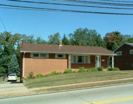 1218 Greentree Road Green Tree, PA 15220 - Photo 1 of 8 Gallery Image 1
