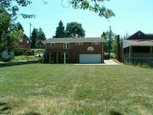 1218 Greentree Road Green Tree, PA 15220 - Photo 8 of 8 Gallery Image 8