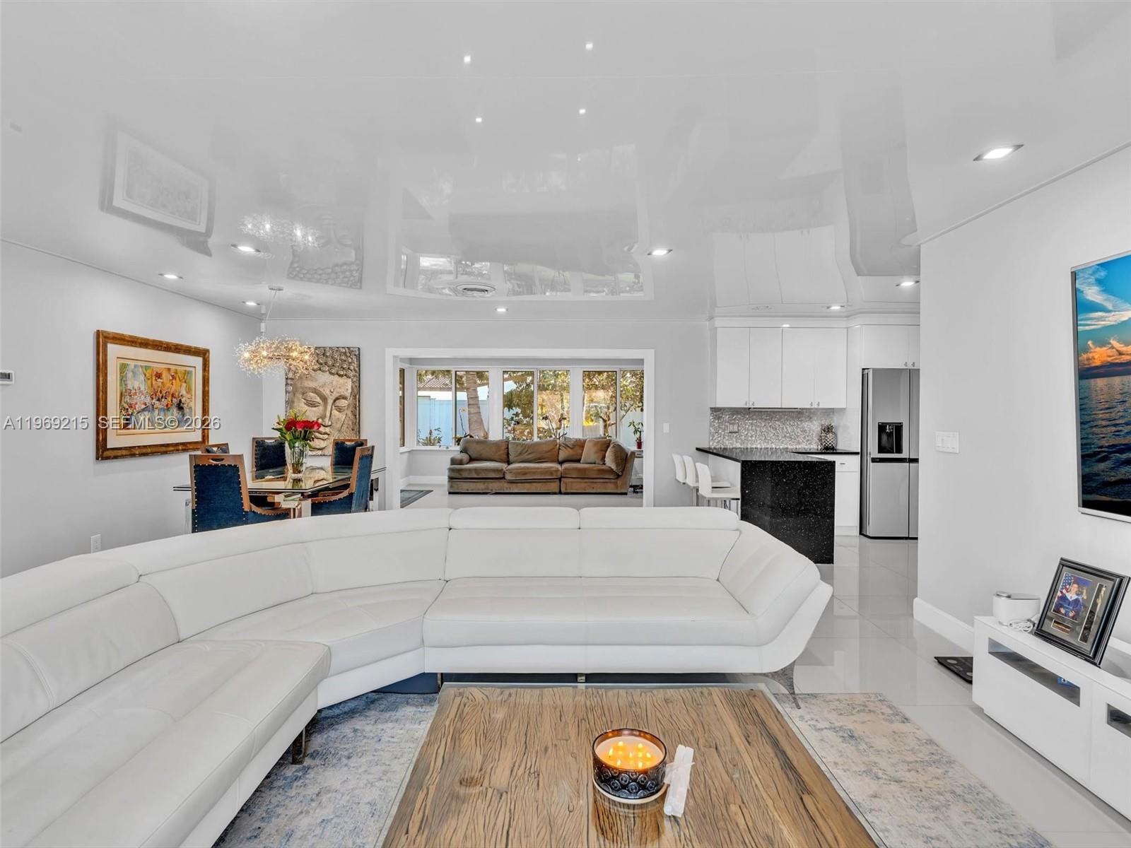 5121 Northeast 30th Terrace Lighthouse Point, FL 33064 - Photo 15 of 67