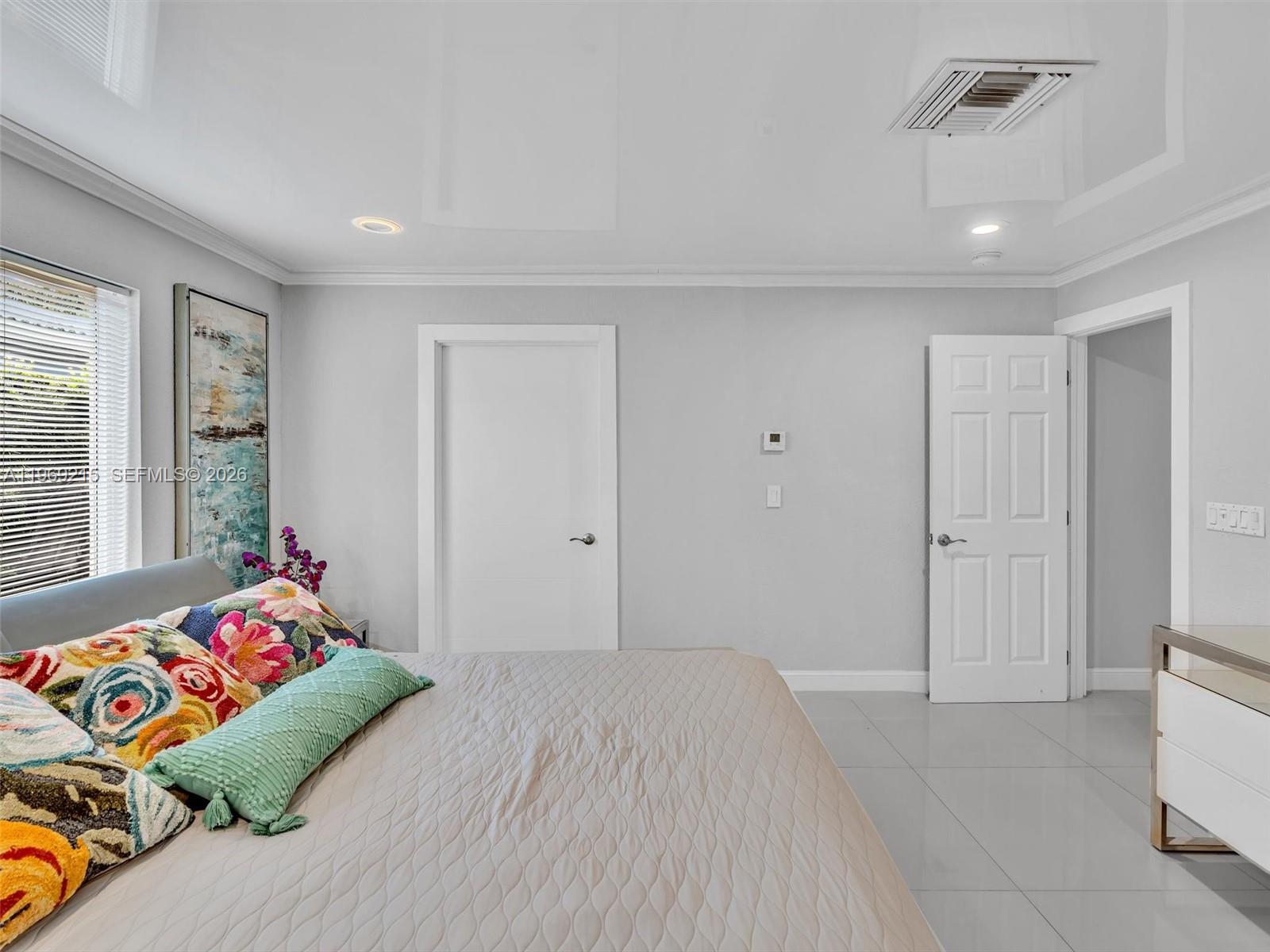 5121 Northeast 30th Terrace Lighthouse Point, FL 33064 - Photo 41 of 67 Primary Bedroom