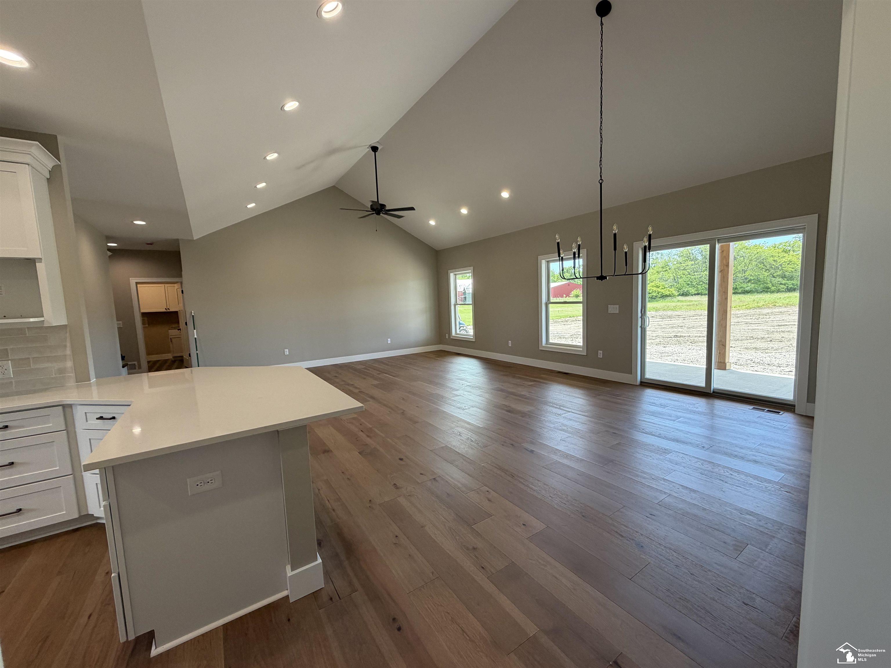 8551 Grafton Road Newport, MI 48166 - Photo 7 of 22