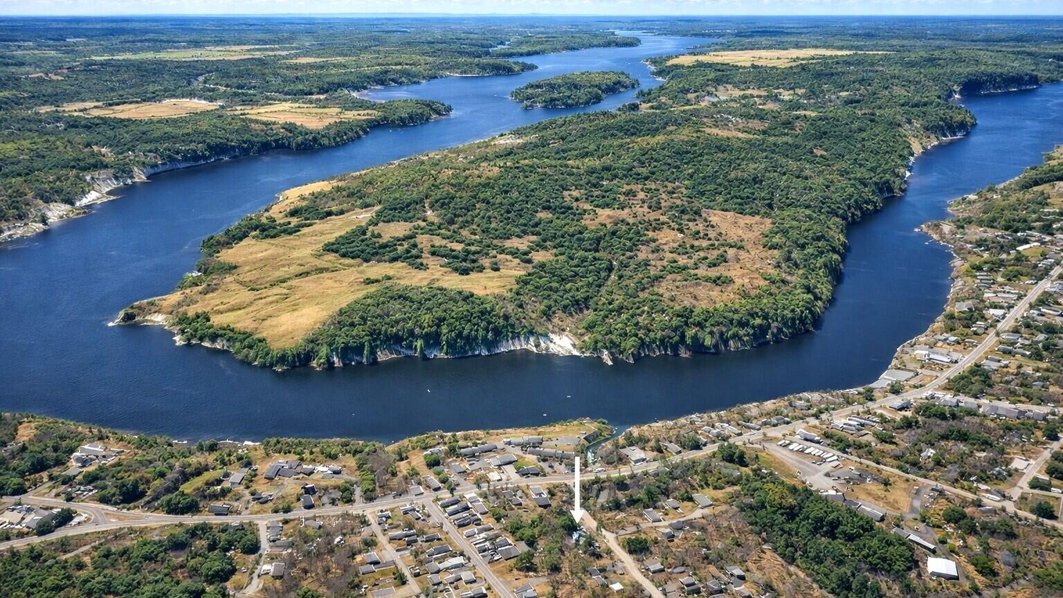 3 Bridge Street Richmond, ME 04357 - Photo 2 of 37 3 Bridge Street aerial 2