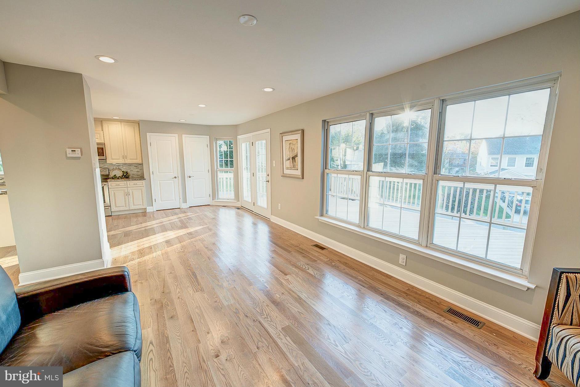 9502 Ridgeview Drive Columbia, MD 21046 - Photo 12 of 30 Family Room