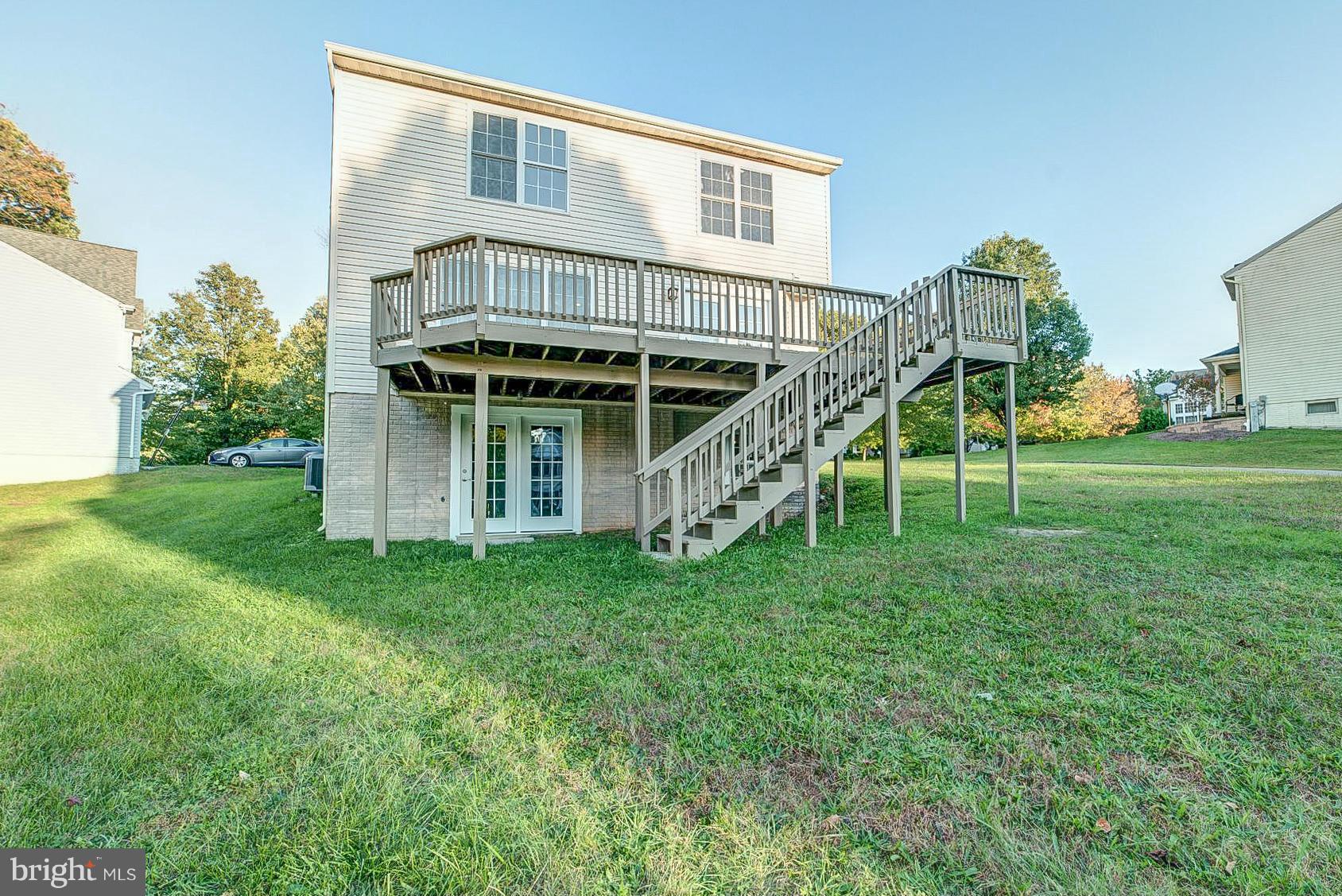 9502 Ridgeview Drive Columbia, MD 21046 - Photo 15 of 30 Exterior (Rear)