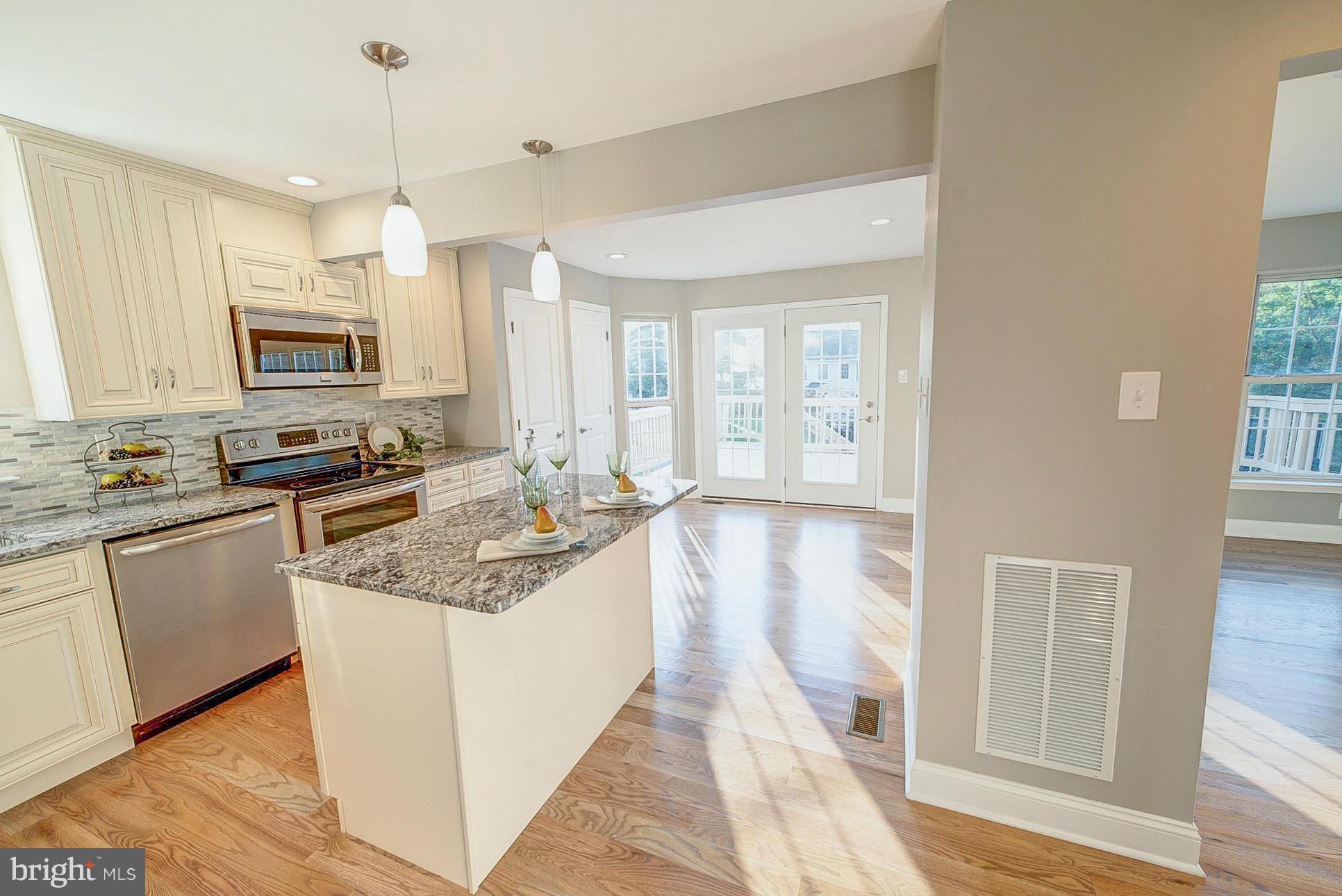 9502 Ridgeview Drive Columbia, MD 21046 - Photo 3 of 30 Kitchen