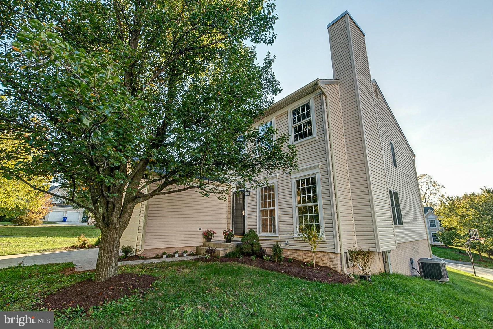 9502 Ridgeview Drive Columbia, MD 21046 - Photo 6 of 30 Exterior (Front)