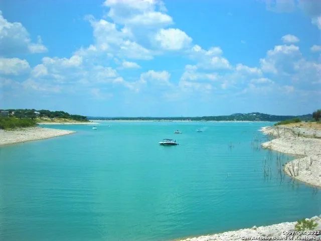 $2,800 | 1071 Diamondhead Drive, Canyon Lake, TX 78133