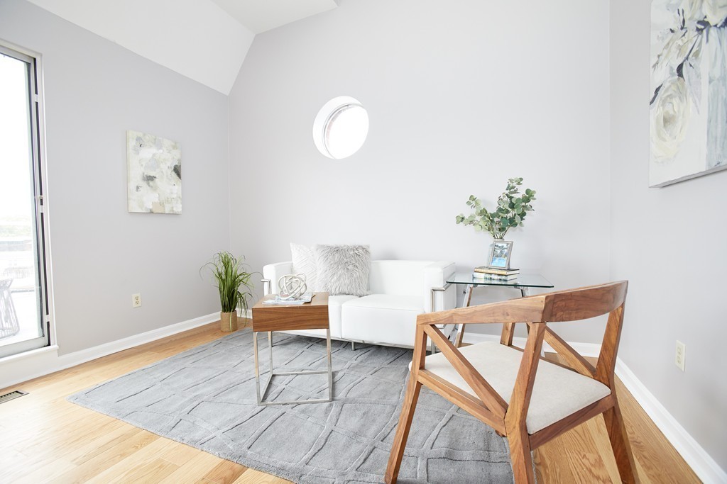 435 Washington Street, Unit 404 Somerville, MA 02143 - Photo 16 of 20