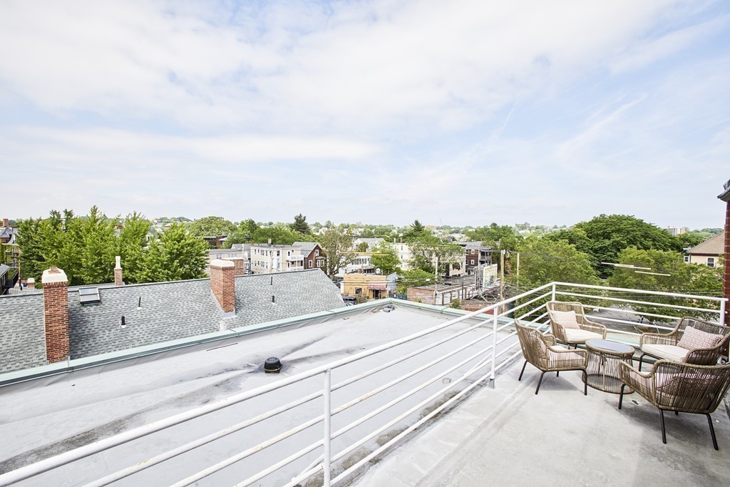 435 Washington Street, Unit 404 Somerville, MA 02143 - Photo 3 of 20